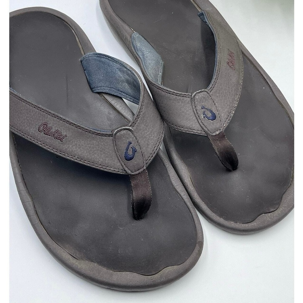OLUKAI Mens Shoes OHANA Brown Flip Flops Sandals Thongs Size 14 Slip On